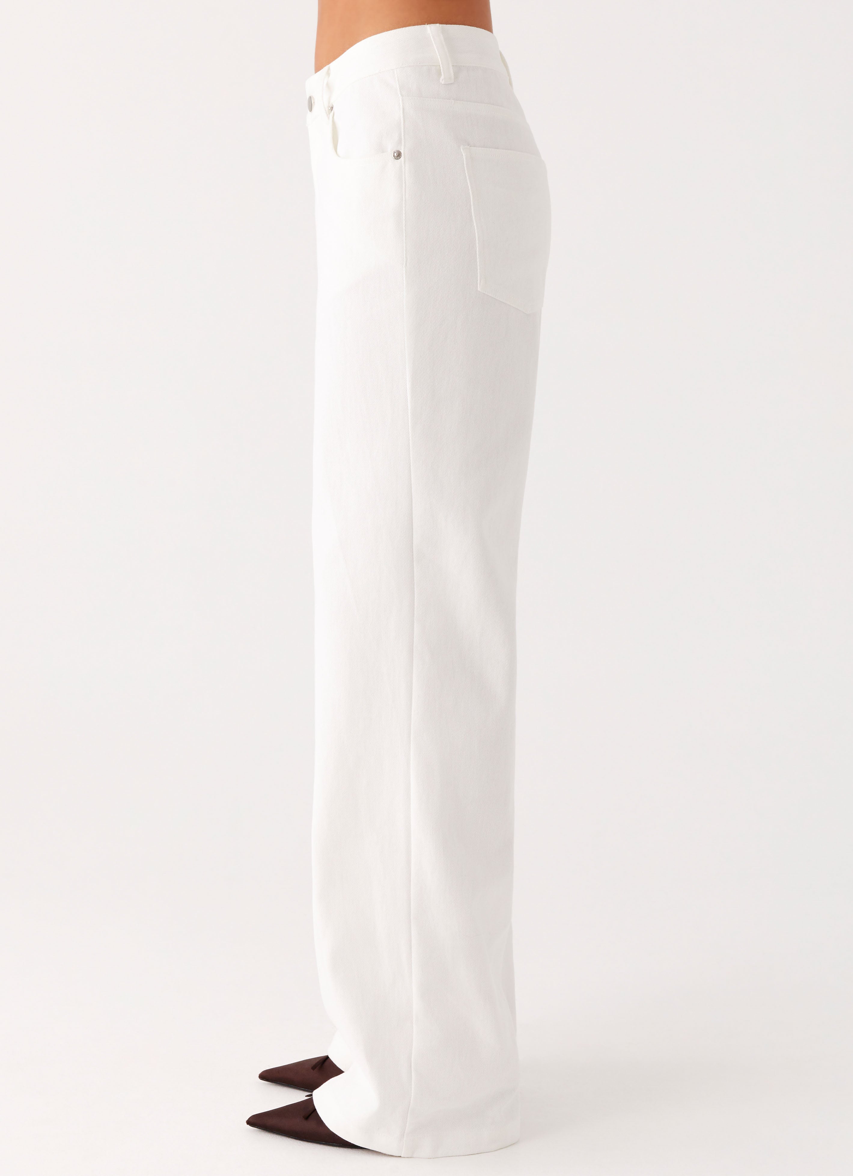 Back Again Straight Leg Denim Jeans - White