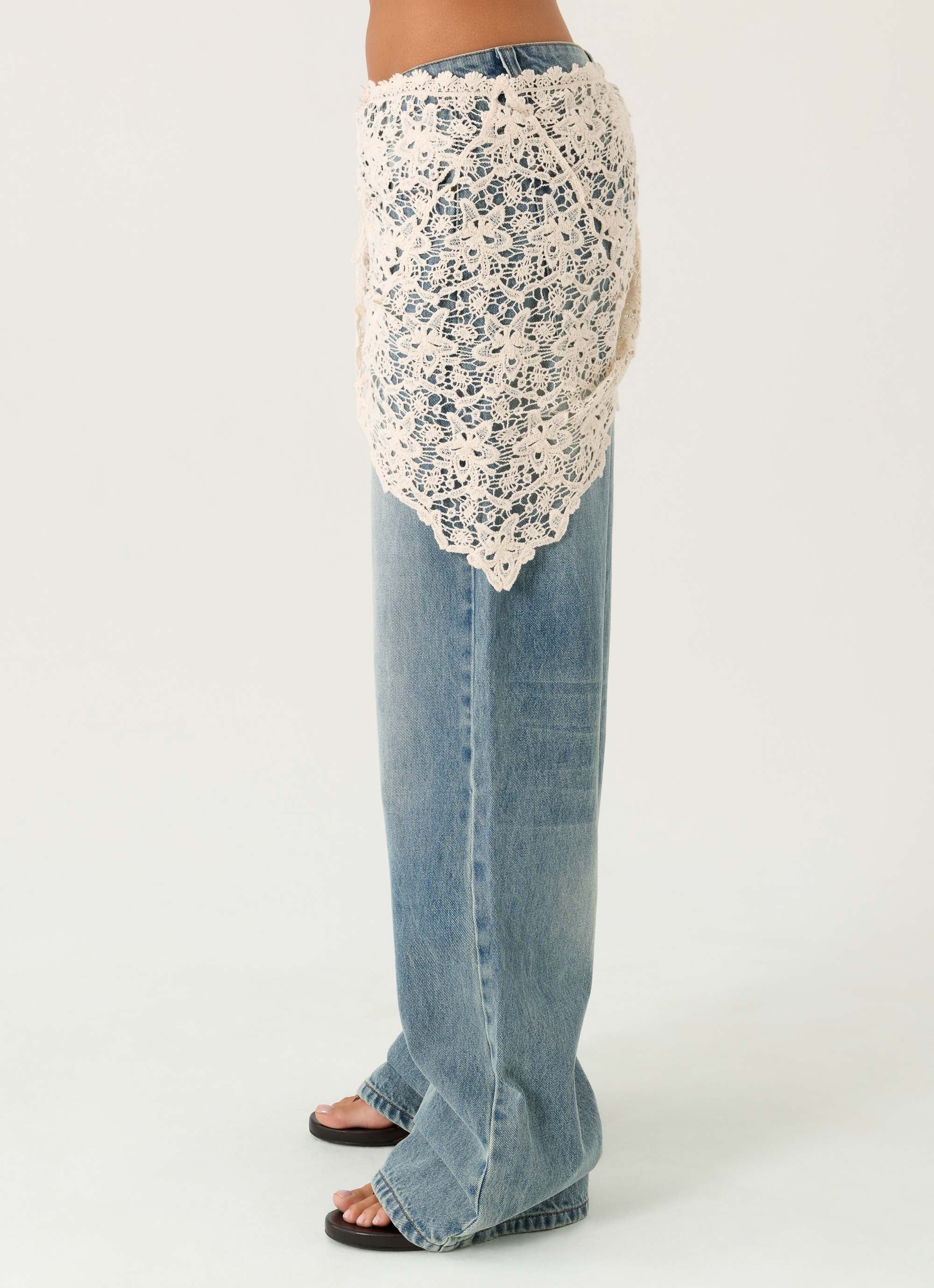 Elaris Scarf Low Rise Denim Jeans - True Denim
