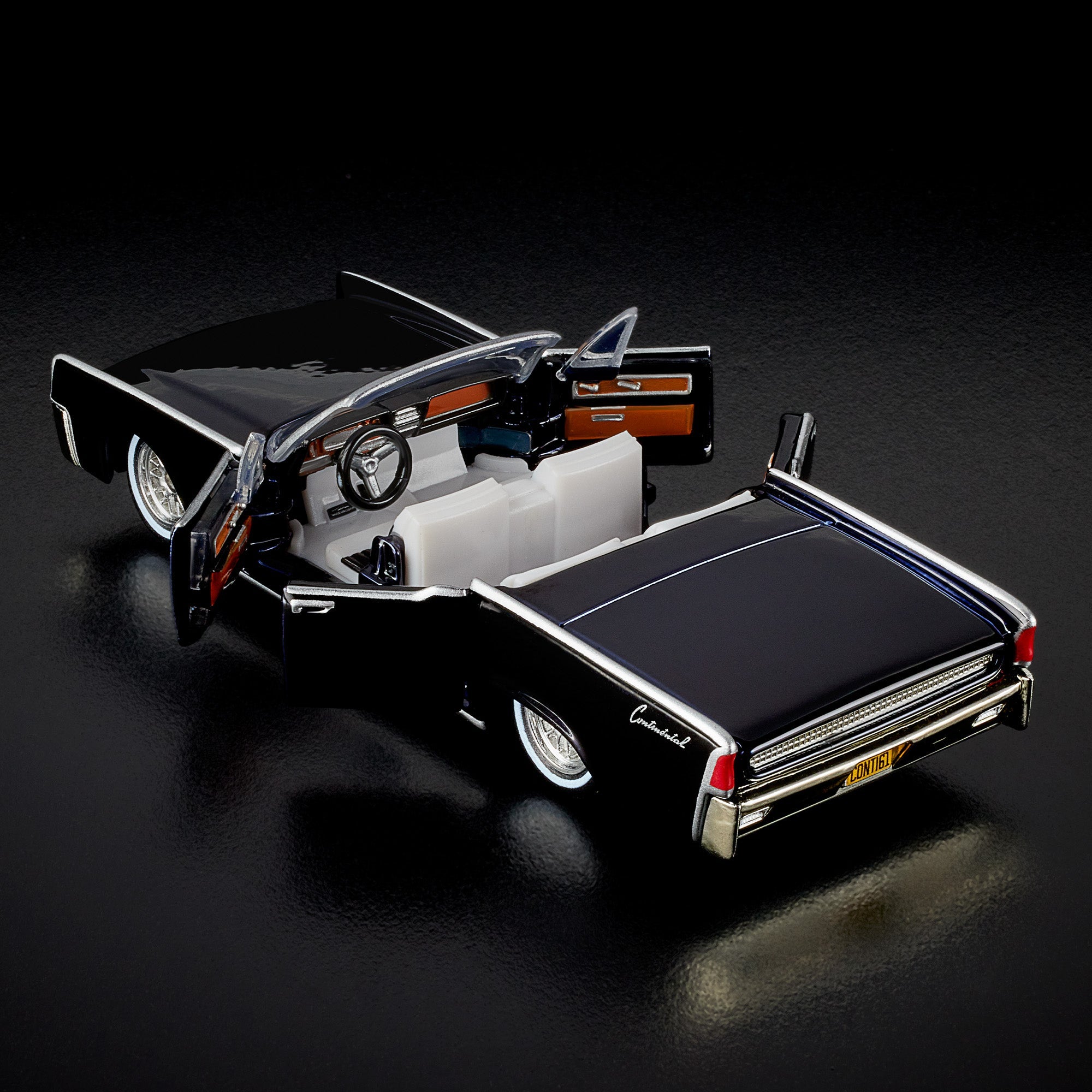 Hot Wheels RLC Exclusive '61 Lincoln Continental