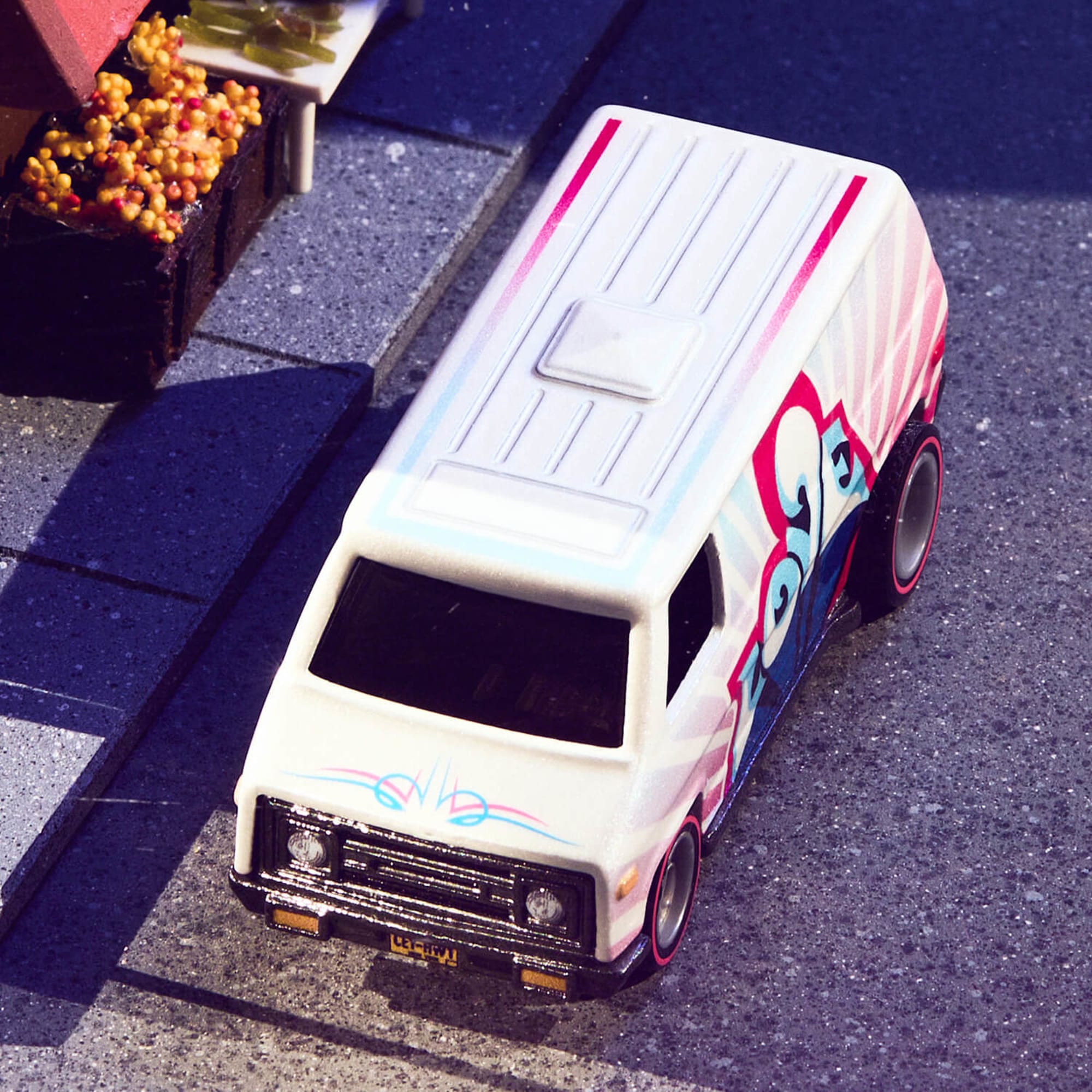 Hot Wheels Cey Adams “LOVE” 70's Van