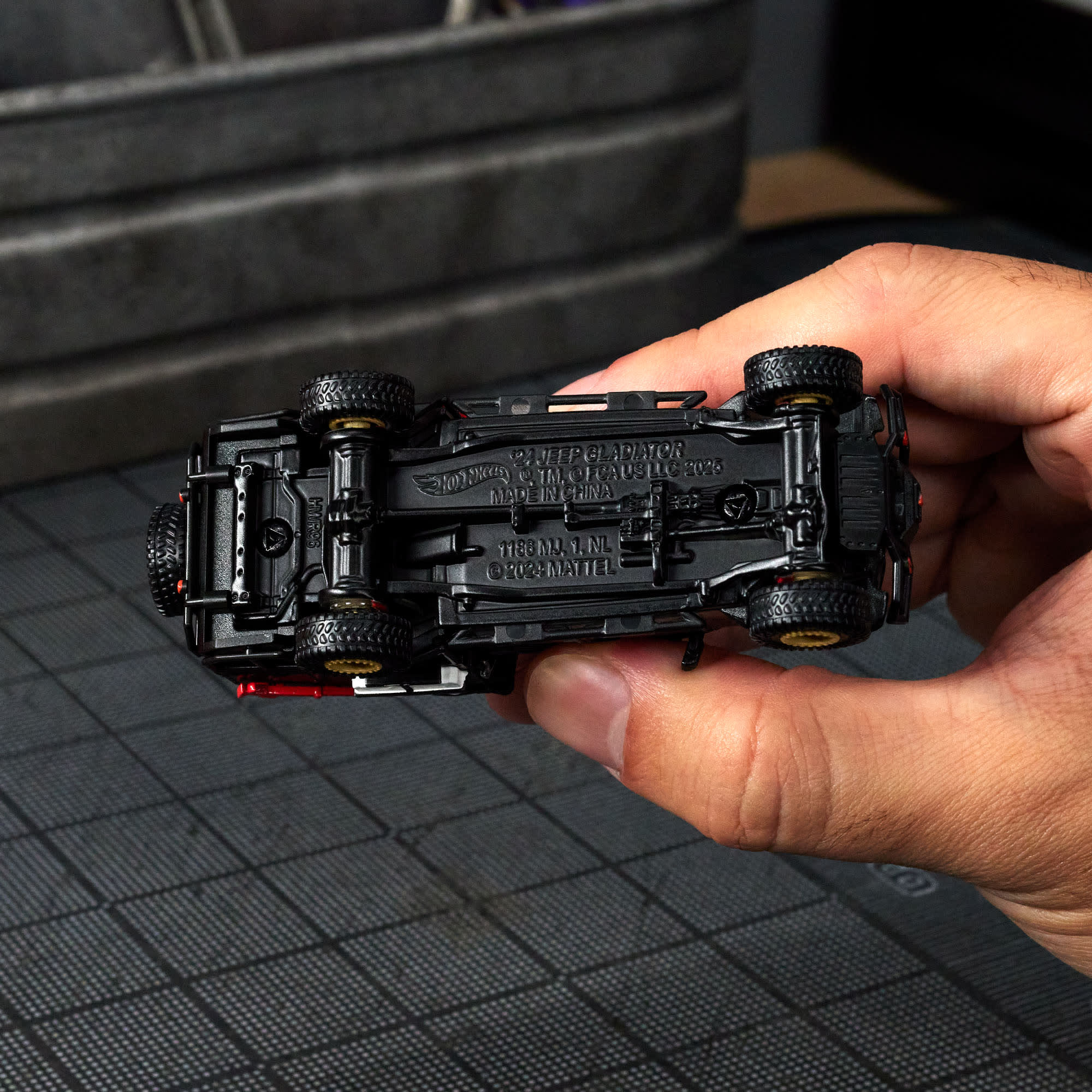Hot Wheels Elite 64 Mod Shop '24 Jeep Gladiator
