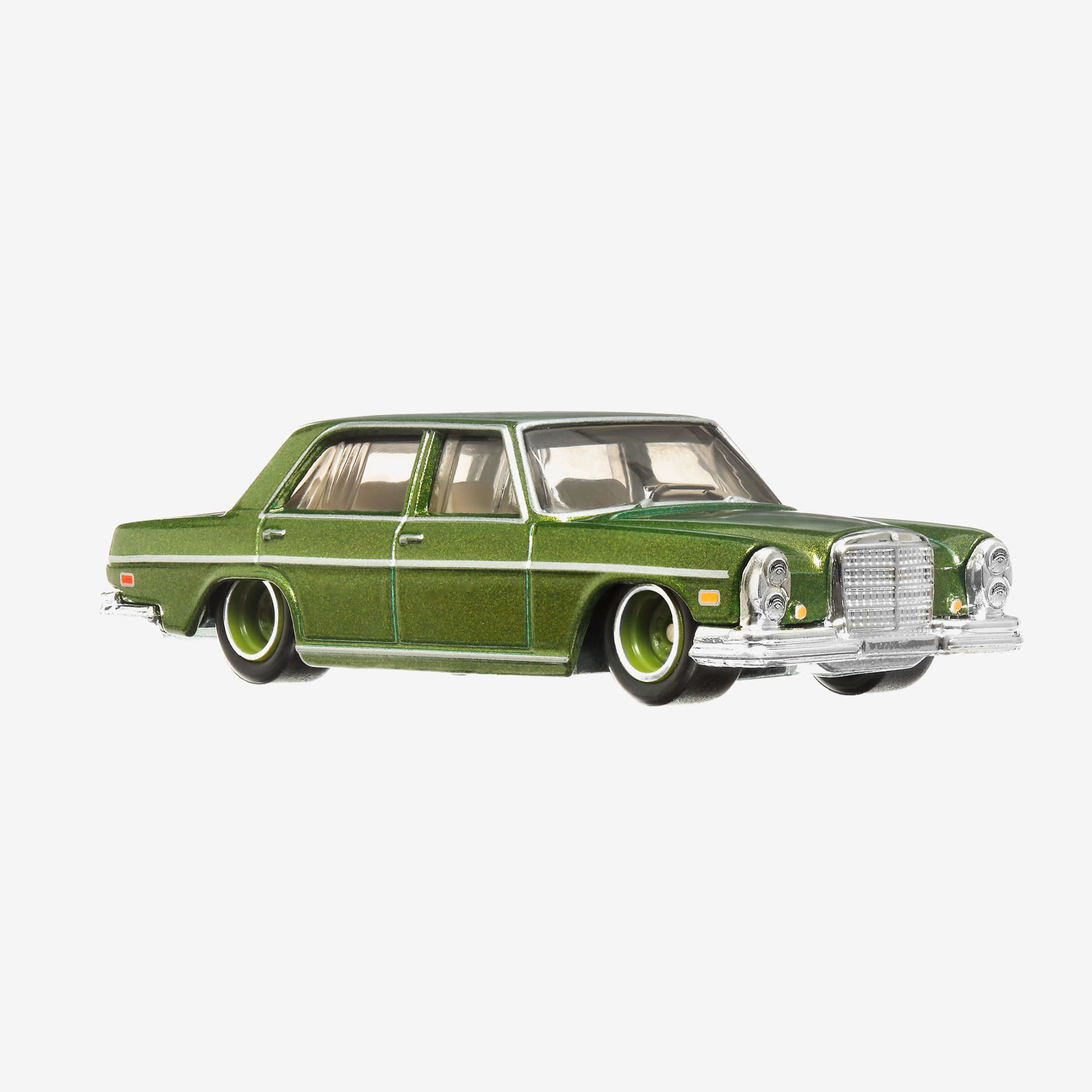 Hot Wheels Car Culture Circuit Legends Vehicles - '71 Mercedes-Benz 280 SEL 4.5