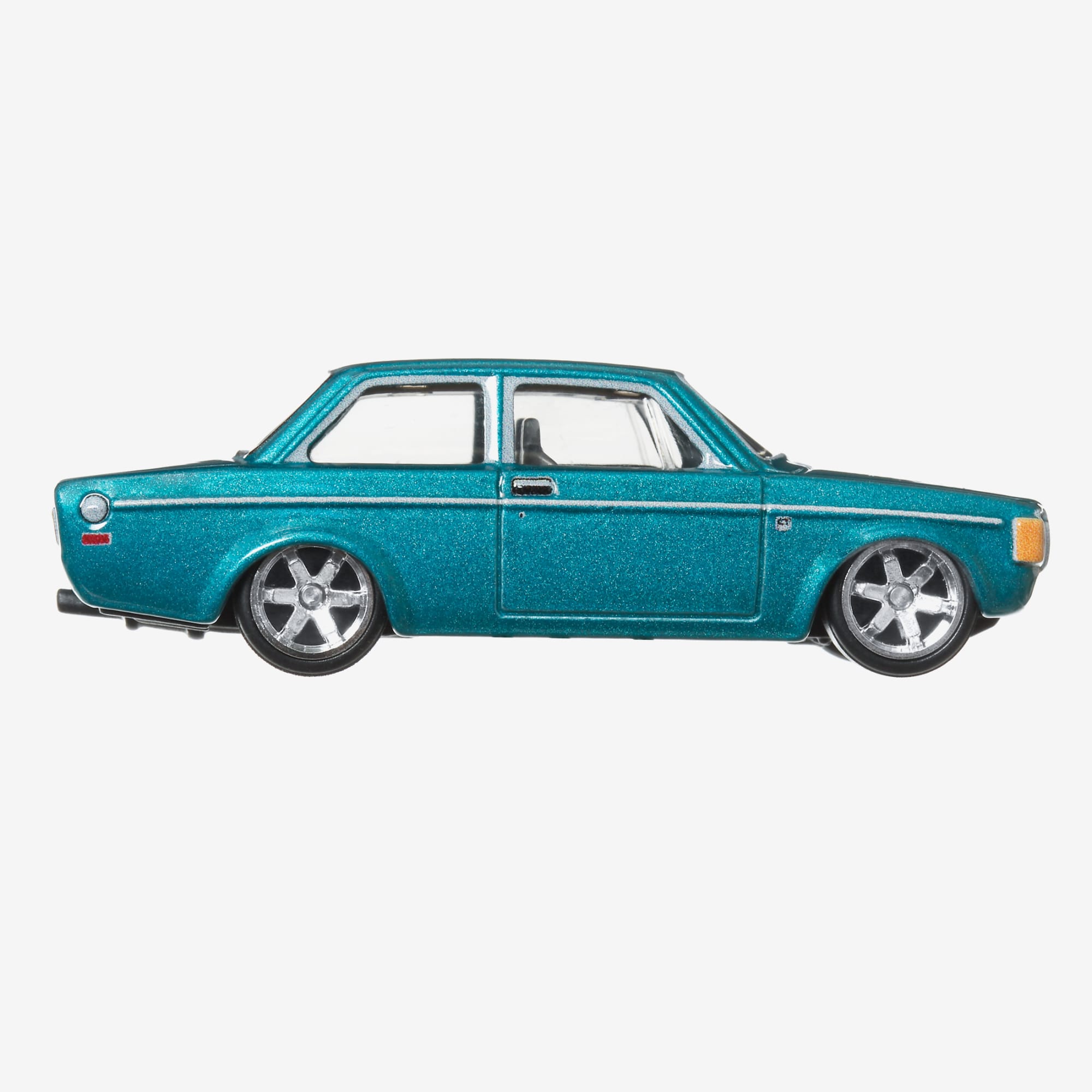 Hot Wheels Car Culture Circuit Legends Vehicles '74 Volvo 142 GL