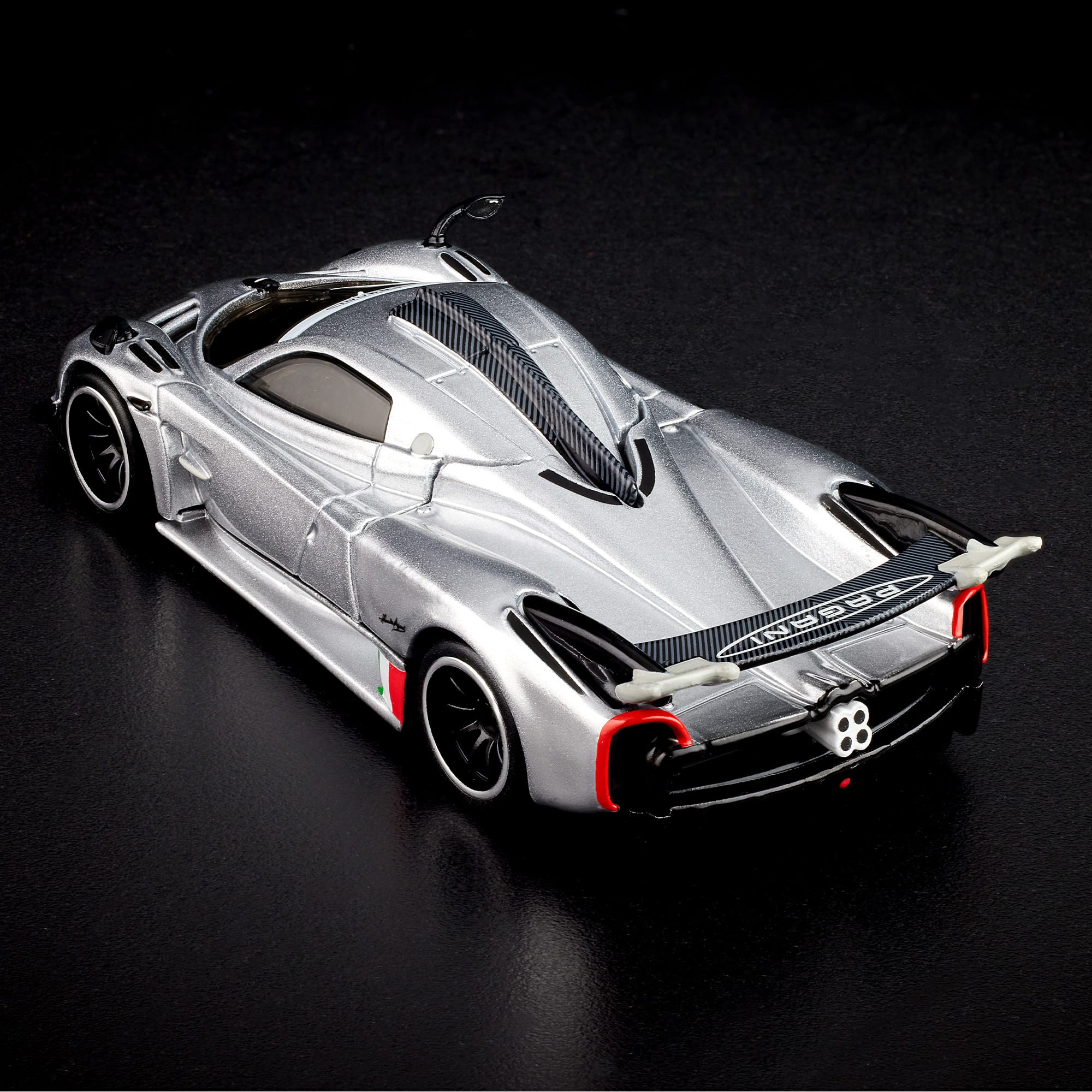 Hot Wheels RLC Exclusive '21 Pagani Huayra R